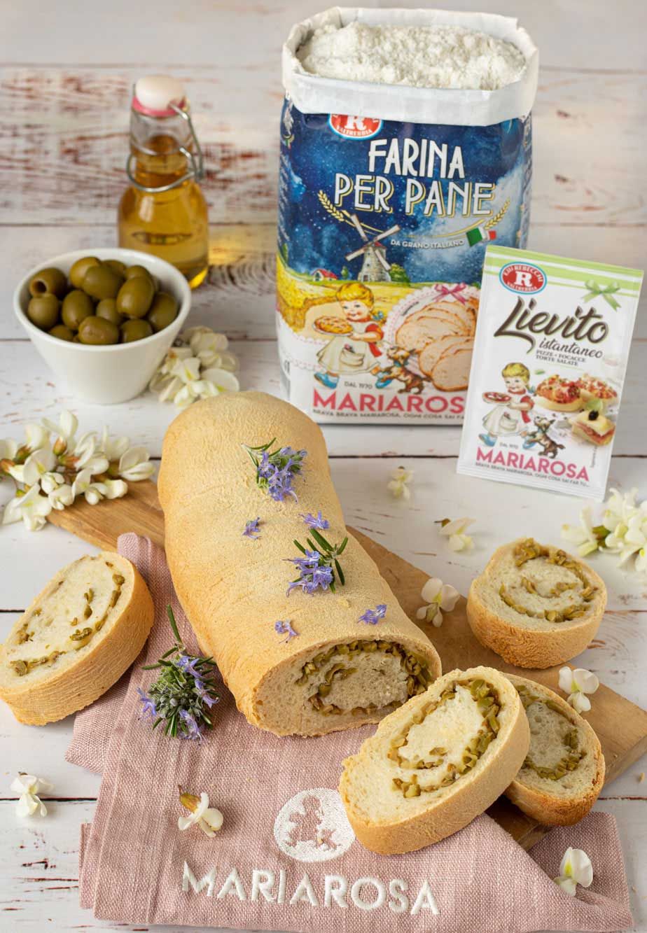 Pane arrotolato alle olive