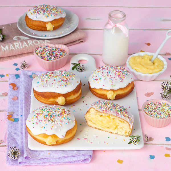 Bomboloni con glassa allo zucchero