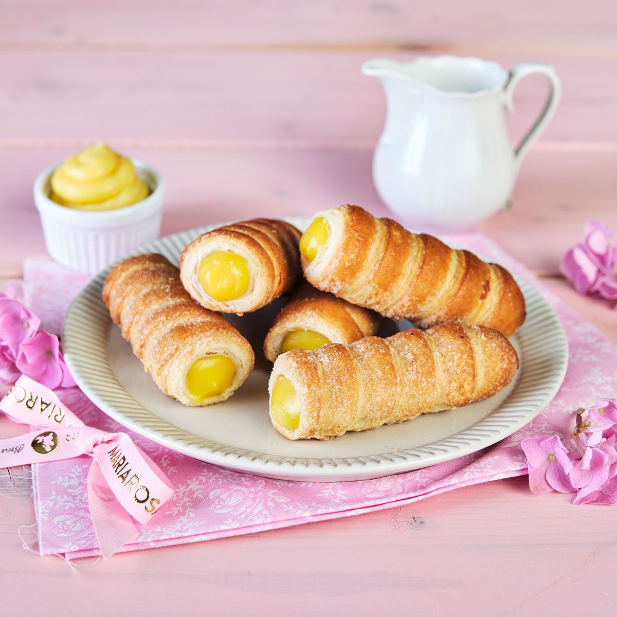 cannoncini con crema