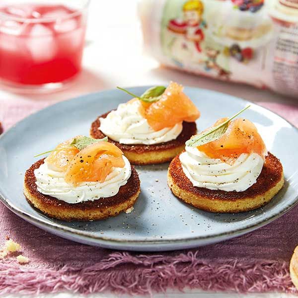 Tartine con salmone
