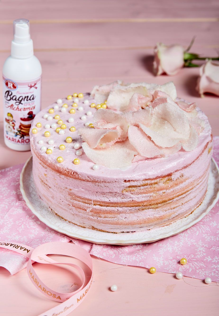 Torta petali di rose
