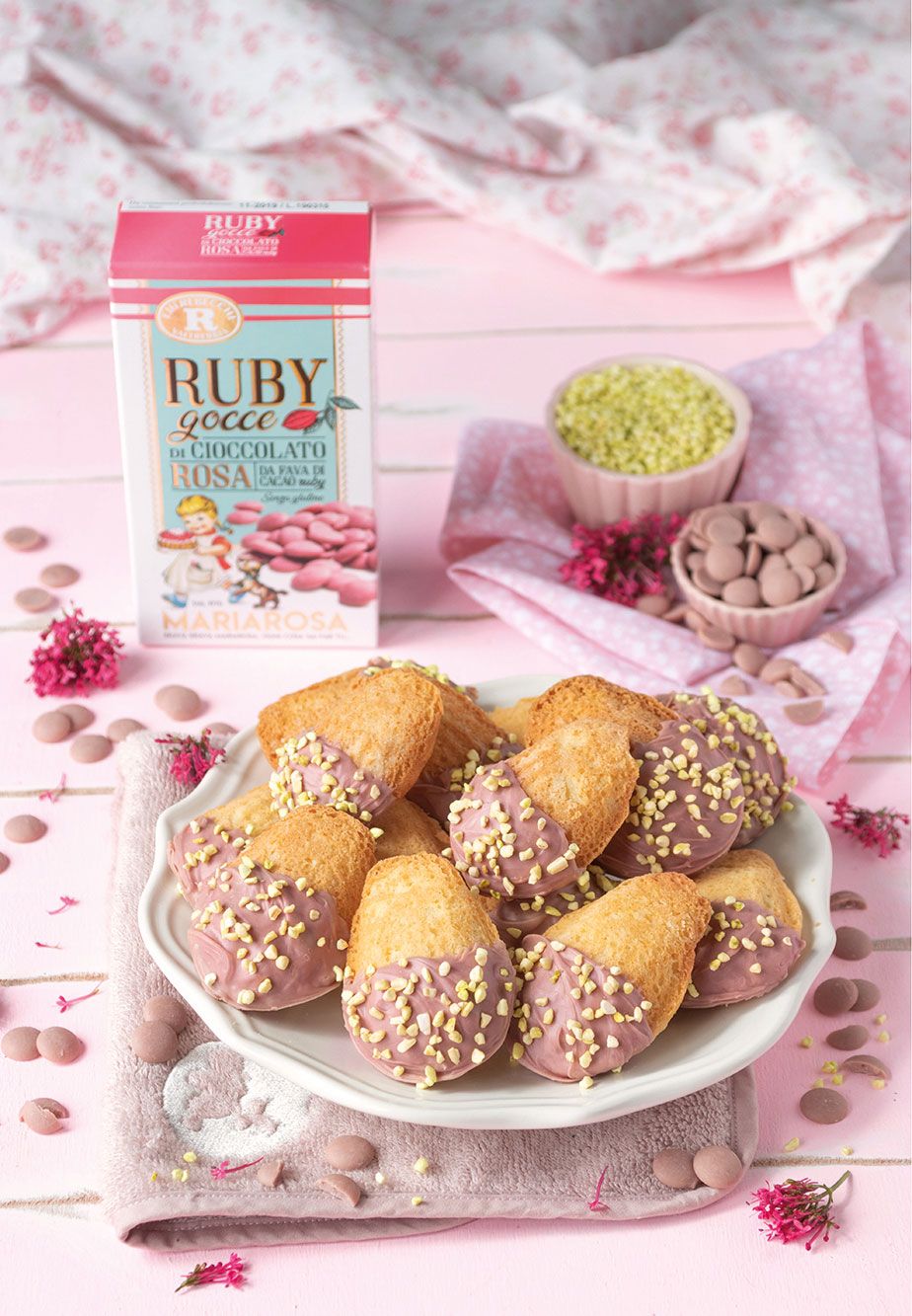 Biscotti con glassa rosa