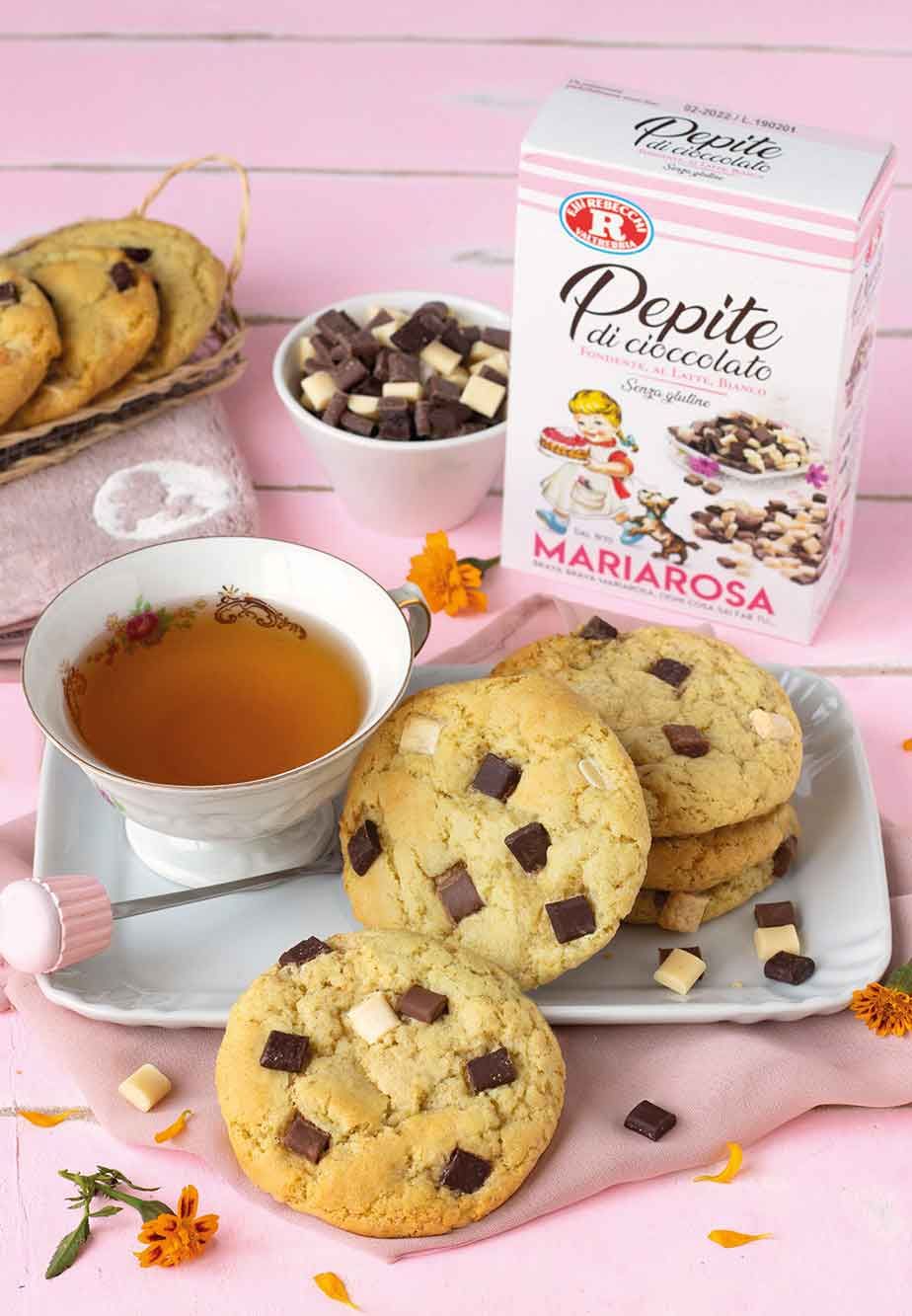 Cookies con pepite ai tre cioccolati