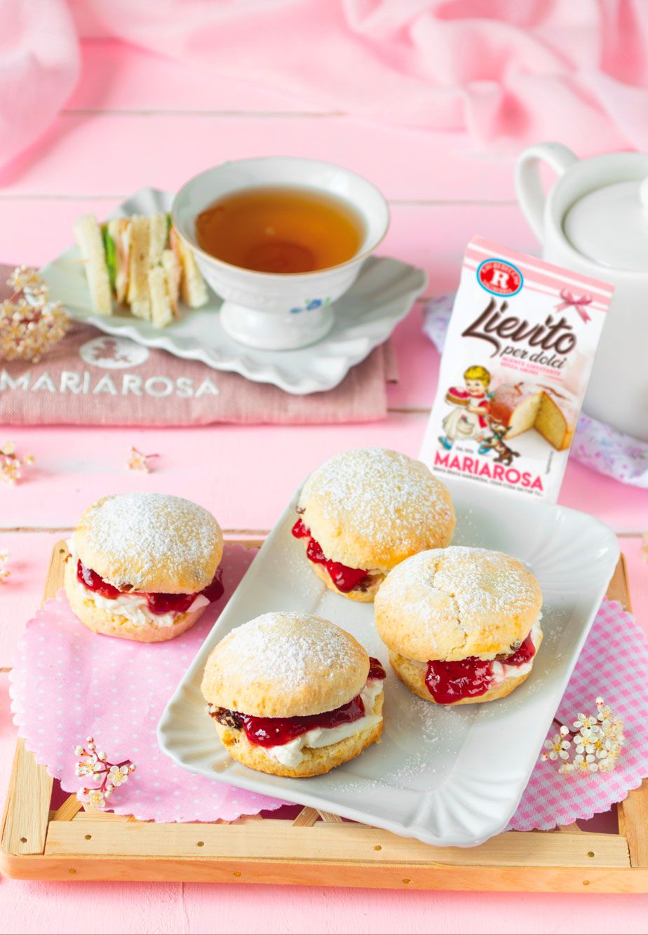 Scones con uvetta