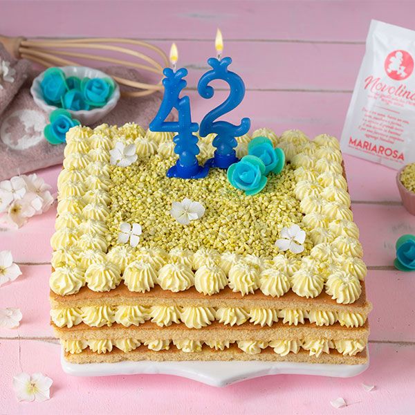 Torta pan di spagna con crema chantilly